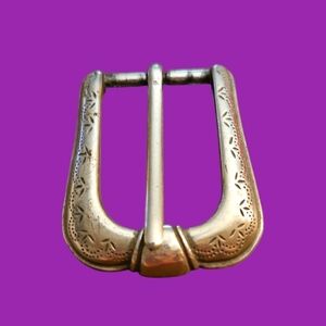 Vintage Decorative Metal Belt Buckle